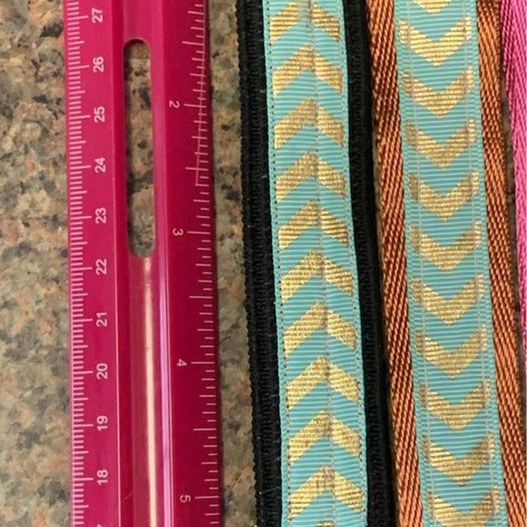 17 Piece Key Fob Keychain lot Stocking Stuffer, Gifts or Resell - Picture 4 of 4